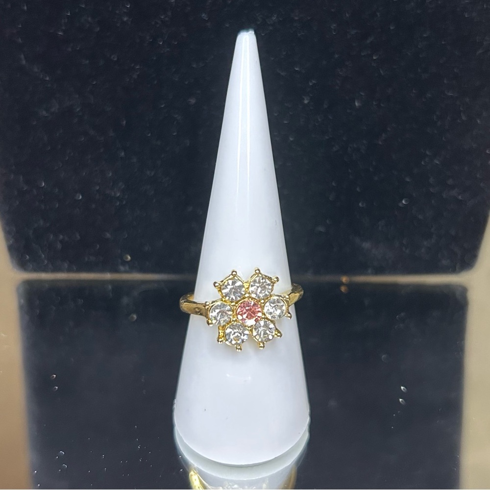 Gold Tone and Pink Floral Ring